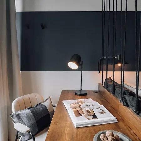 Rupit - 3 Bedrooms, Office And Terrace In Alvalade Apartment Lisbon