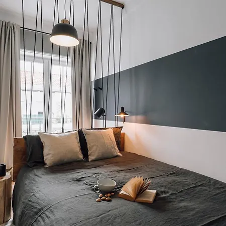 Rupit - 3 Bedrooms, Office And Terrace In Alvalade Apartment Lisbon